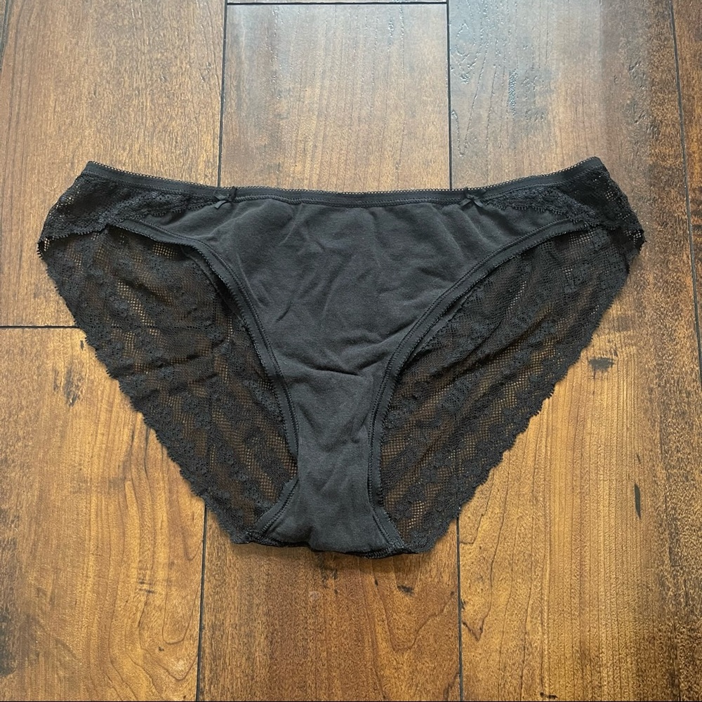 VS Low Rise Bikini with Lace Back